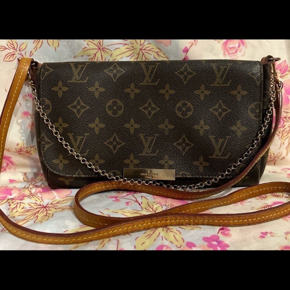 Vintage crossbody bag